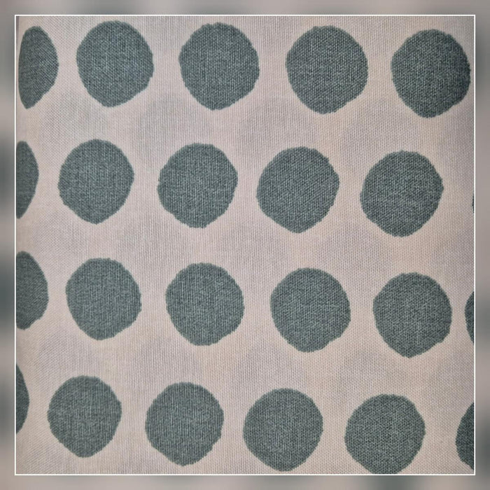 TEXTILE DENSE CREAM-GREEN DOTS 180CM