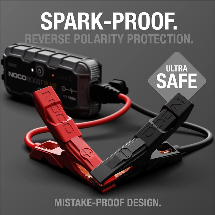 NOCO GB40 Boost 12V 1000A Jump Starter starter device with integrated 12V/USB battery