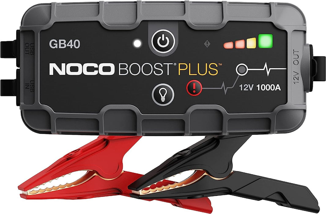 NOCO GB40 Boost 12V 1000A Jump Starter starter device with integrated 12V/USB battery