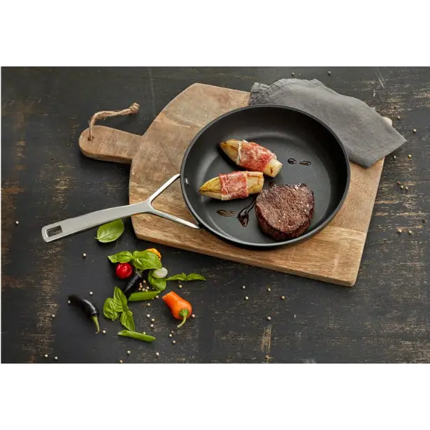 Non-stick frying pan DEMEYERE ALU PRO 5 40851-047-0 - 24 CM - Non-electric pots / pansAGD-GAR<<<Home Appliance