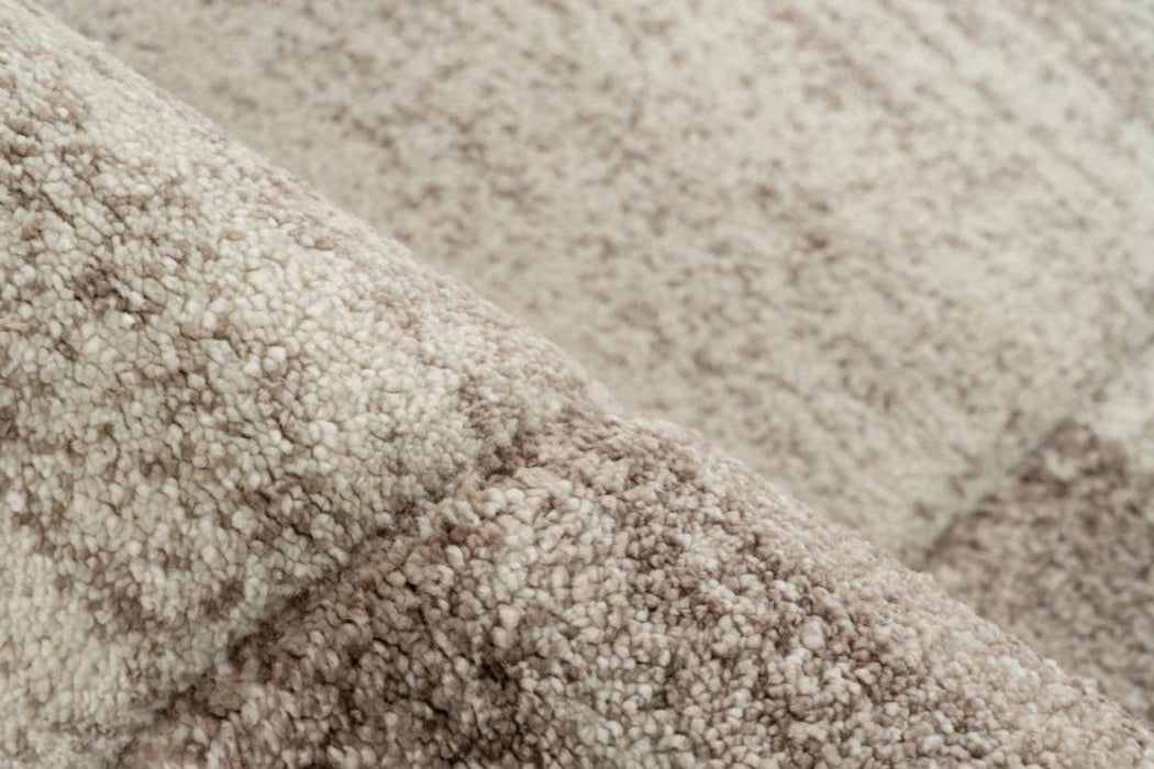 CARVING CARPET 80/150 DARK BEIGE