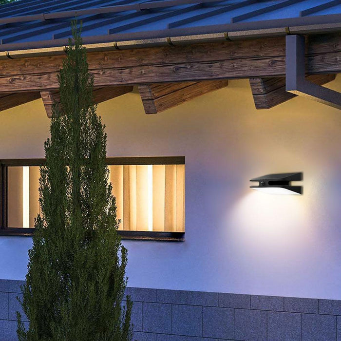 LED SOLAR FLUID EZRA WITH SENSOR IP54