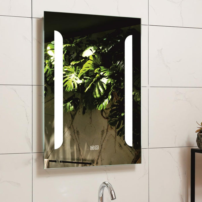 BATHROOM MIRROR WITH BUILT-IN LED 50X70 CM