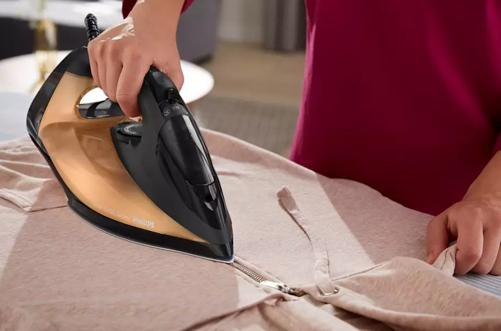 Iron Philips DST7040/80