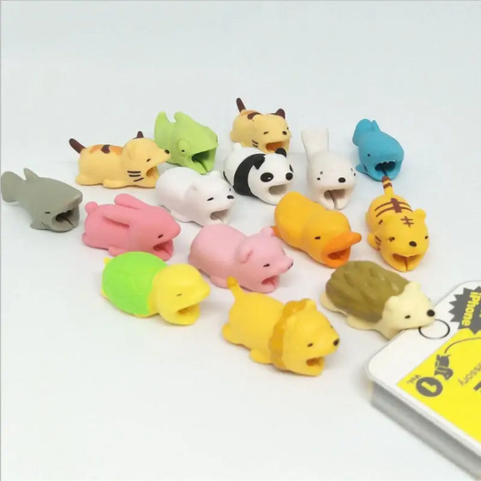Phone cable cover in the shape of a squirrel - Other cell phone equipment<<<HurtelXML