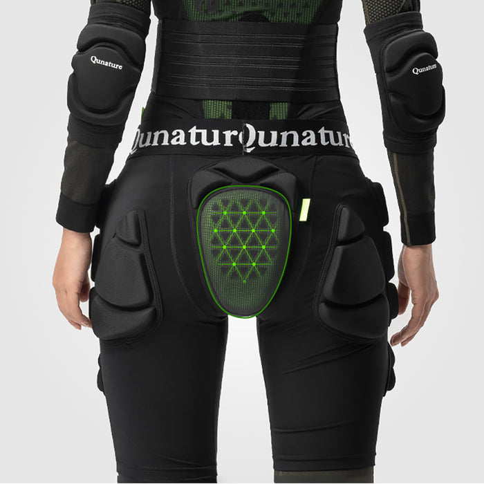 Qunature Ski Hip Protectors - Advanced L Skis, Snowboard, Skates - Black