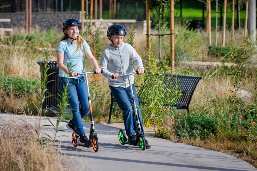 Razor A5 Lux Light-Up Kids Classic scooter Green, Multicolour