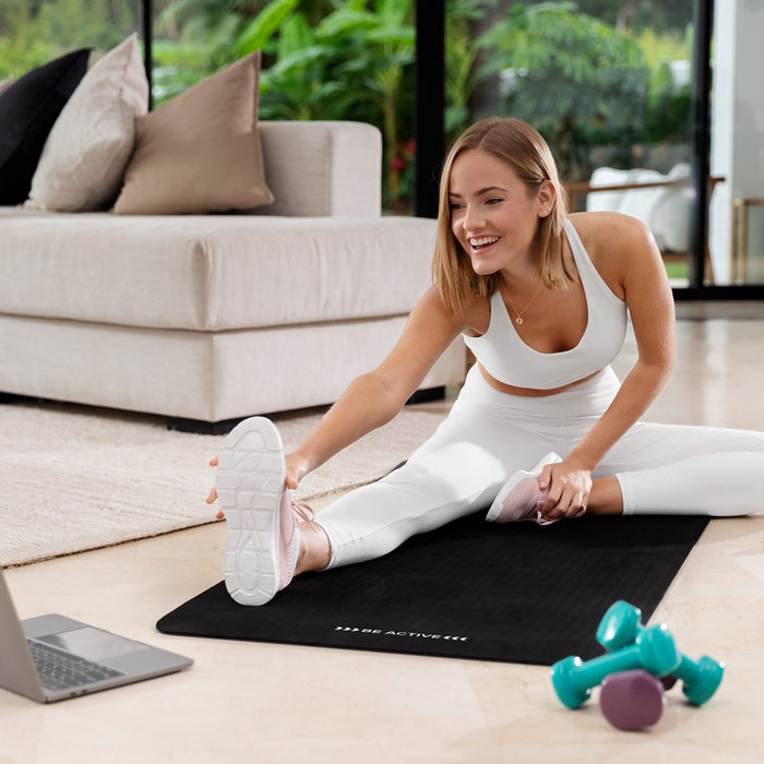 REBEL ACTIVE black gymnastic exercise mat