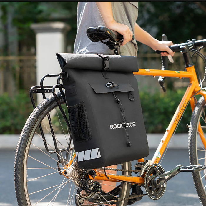 Rockbros Bike Bag with Backpack Function, Waterproof, with Helmet Attachment 18l - Black