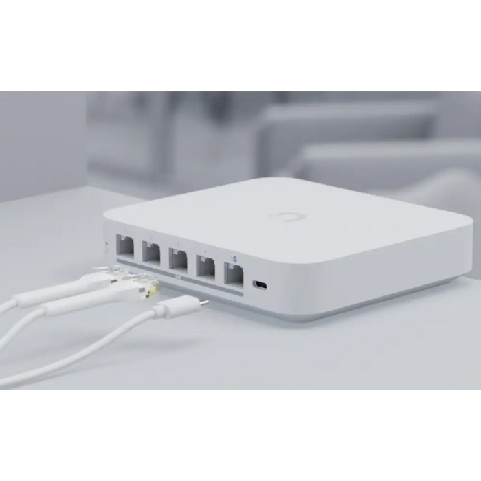 Router UBIQUITI UXG-MAX-EU White - Рутери<<<Мрежово оборудване<<<ValiAPI&&&Компютър Мрежи и компоненти<<<Компютри|