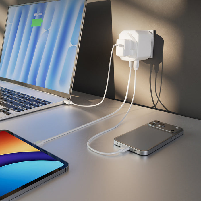 SBS TEADAPTUSBTCUNI USB-C USB-A Universal Travel Adapter - White