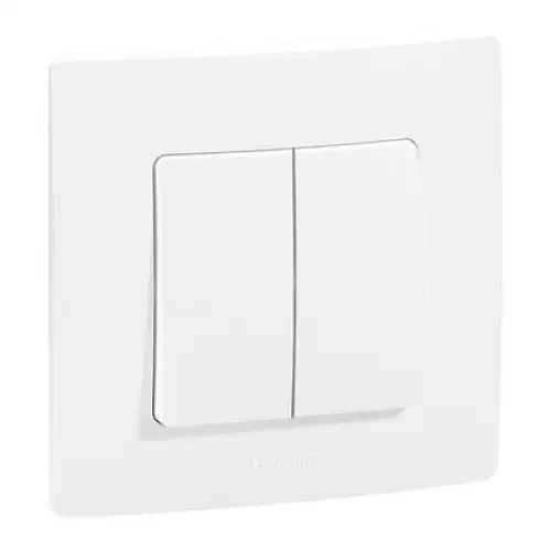 SERIAL KEY WHITE LEGRAND NILOE - Ключове и контакти<<<Електроматериали<<<Praktiker&&&Ключове и