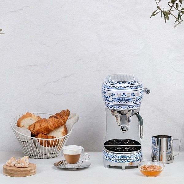 Coffee machine SMEG ECF02DGBEU Dolce & Gabbana