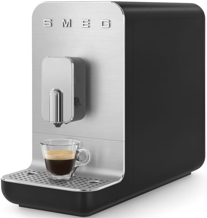 Coffee machine SMEG BCC13BLMEU