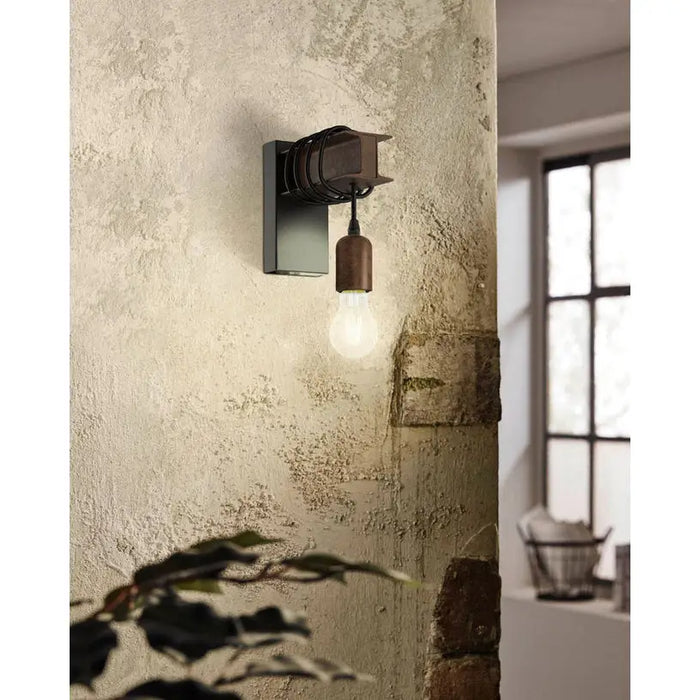 SQUARE E27 ANTIQUE EGLO TOWNSHEND 4 - Аплици<<<Вътрешно осветление<<<Мебели и интериор<<<Praktiker&&&Аплици<<<Вътрешно