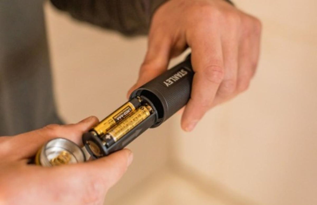 LED FLASHLIGHT 350LM STANLEY FATMAX 4XAAA