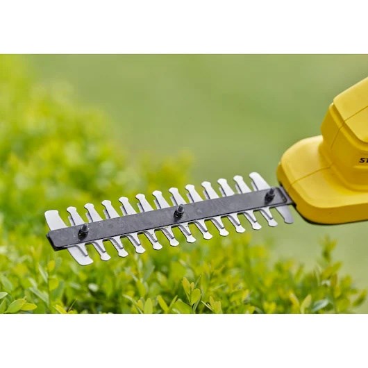 STANLEY STCSS20B-XJ 20cm cordless shears