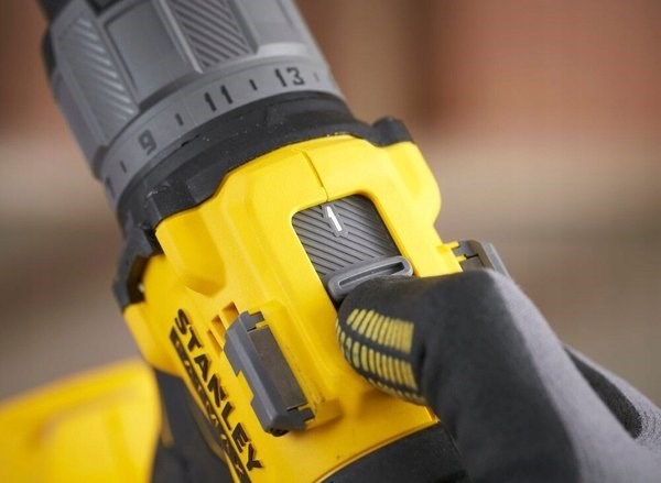 FATMAX SFMCD726D2T Drill/Driver