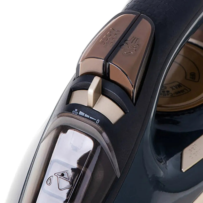 Steam Iron Adler CR 5036 3400 W - Сушилни ютии и простори<<<Почистване Прахосмукачки И Гладене<<<Дом