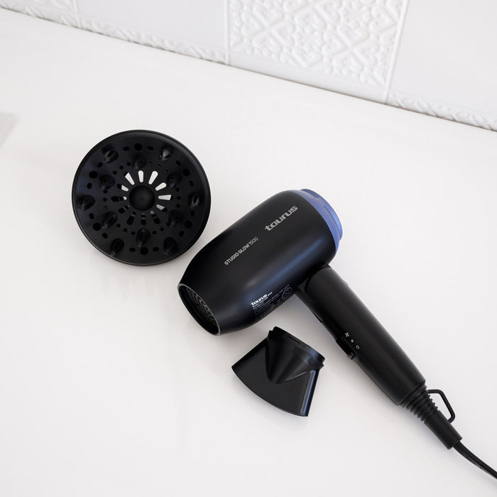 Taurus Studio Glow 1500 hair dryer 1400 W Black