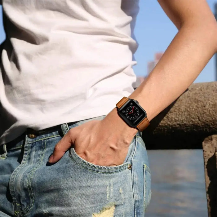 Tech-Protect Leatherfit Strap for Apple Watch 4 / 5 / 6 / 7 / 8 / 9 / SE (38/40/41 mm) - Brown - Other cell phone
