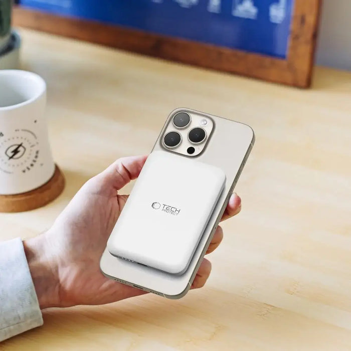 Tech-Protect LifeMag PB10 Powerbank with MagSafe 5000mAh 15W USB-C port - white + USB-C cable - Powerbanks<<<HurtelXML