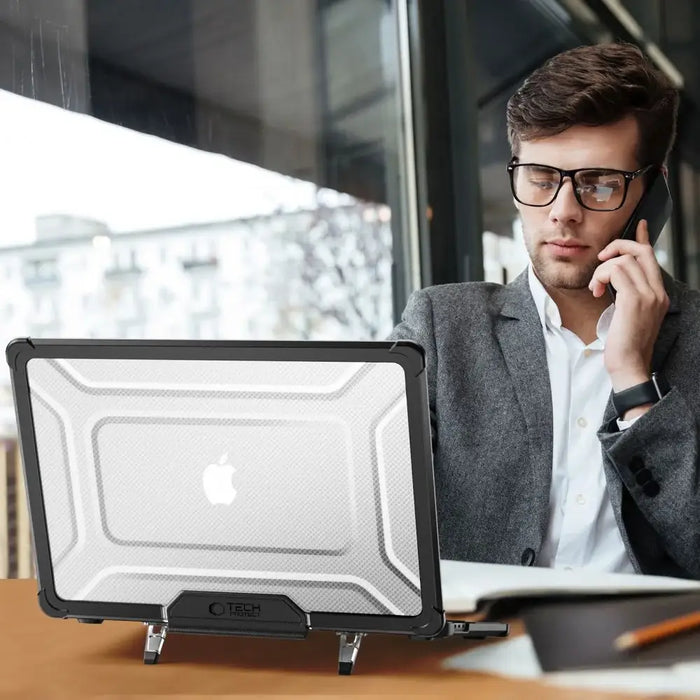 Tech-Protect SmartShell Pro case for MacBook Air 13’’ 2023-2025 M2 / M3 / M4 - transparent and black - Cell phone cases