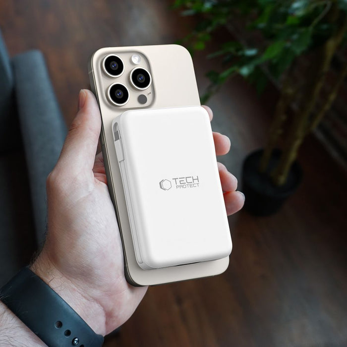 Tech-Protect LifeMag PB31 Power Bank with MagSafe 10000mAh 15W USB-C / USB-A / Built-in USB-C / Lightning Cables - White