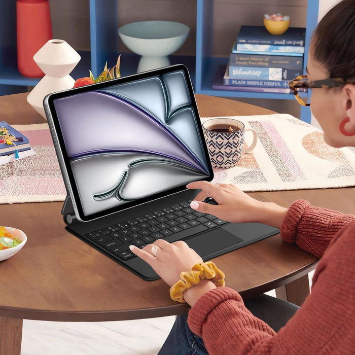 Tech-Protect Smartcase Magnetic with Keyboard for iPad Pro 12.9” (2020 /2021/2022) / 13” (2024/2025/2026) - Black