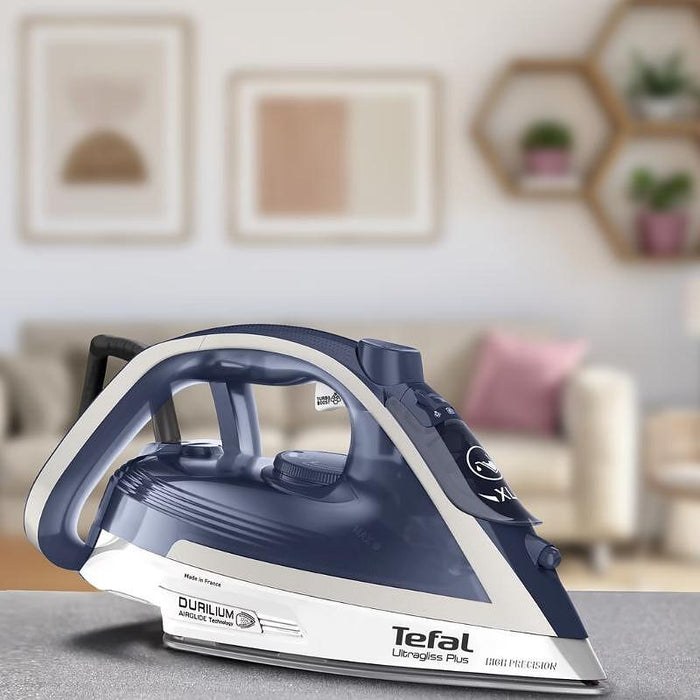 Iron TEFAL ULTRAGLISS PLUS FV6812E0