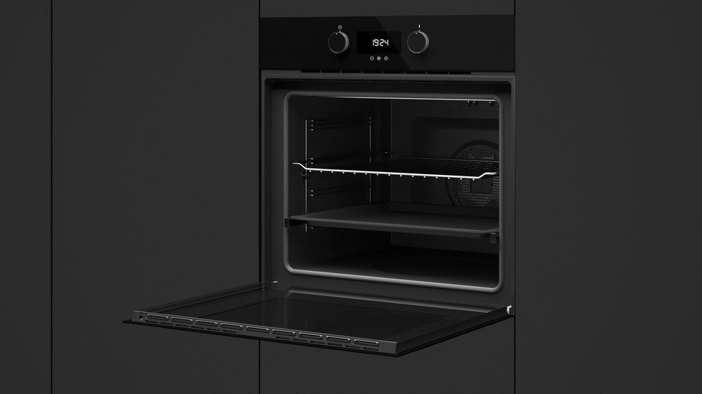 Built-in oven TEKA HLB 8400 black