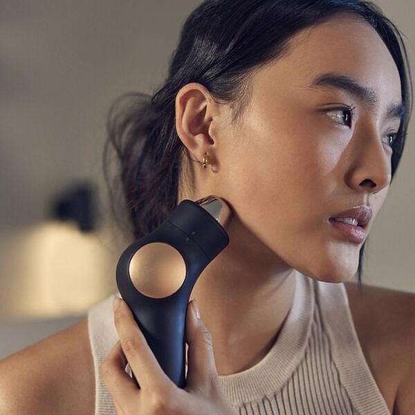 Therabody FG TheraFace Hot & Cold Rings - Black massager Face