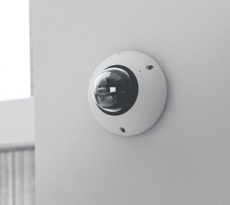 Ubiquiti G6 Dome IP security camera Indoor & outdoor 3840 x 2160 pixels Ceiling/wall