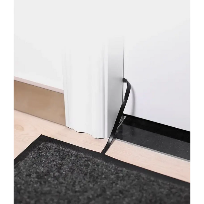 Ugreen Flat Cable Internet Network Cable Ethernet Patchcord RJ45 Cat 6 UTP 1000Mbps 1m Black (NW101 50184) - Network