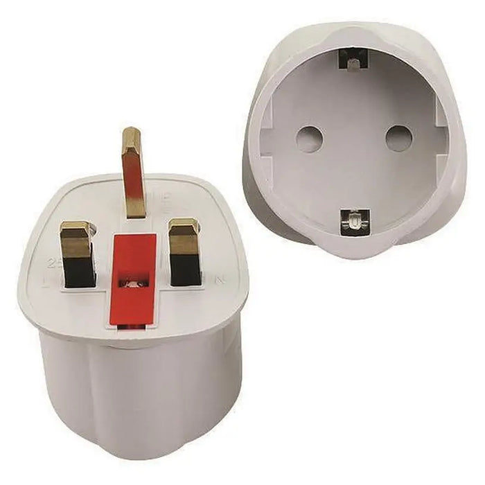 UK TO SHUKO ADAPTER WITH CHILD PROTECTION WHITE EUROLAMP - Разклонители и