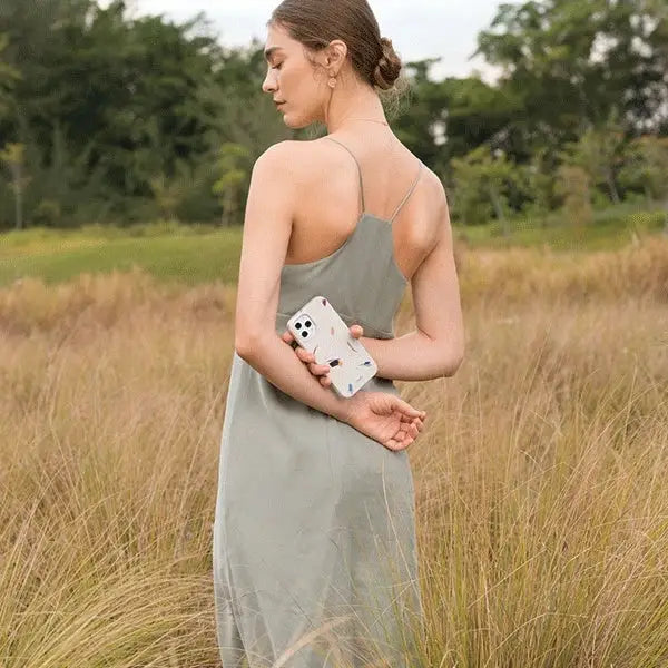 Uniq Coehl Reverie Case for iPhone 12 / 12 Pro 6.1’’ - Beige - Cell phone cases and covers<<<HurtelXML