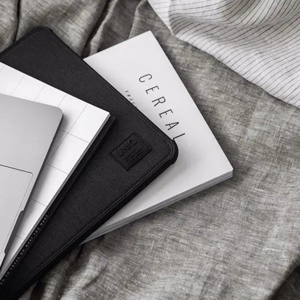 Uniq Dfender cover for a 16’’ laptop - gray - Laptop bags<<<HurtelXML