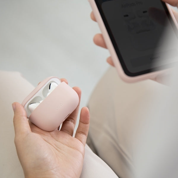 Uniq Silicone case for AirPods Pro - lavender - Cell phone cases and covers<<<HurtelXML