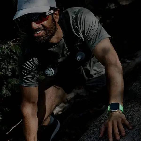 Uniq Stride SE Apple Watch strap 42/41/40mm FKM Rubber Strap lume - Other cell phone equipment<<<HurtelXML