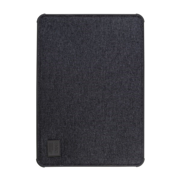 Uniq Dfender cover for a 16" laptop - black
