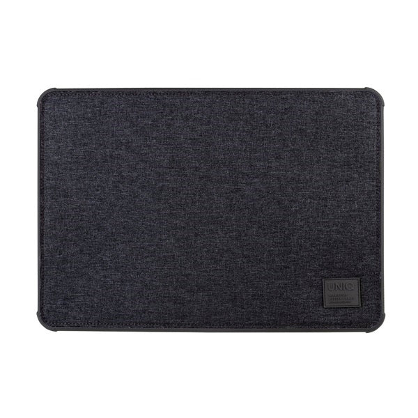 Uniq Dfender cover for a 16" laptop - black