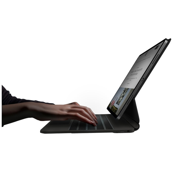 Uniq Venno Pro Magnetic Smart Case with Keyboard for iPad Air 13" 2024 / 2025 / iPad Pro 13" 2024 - Black