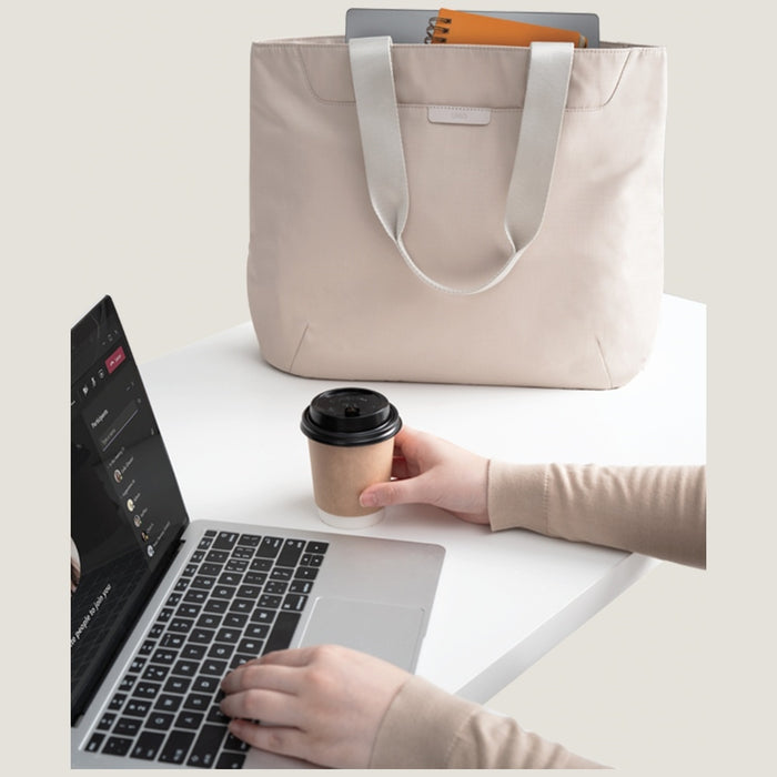 Uniq Arden Tote 16L Bag - Pink