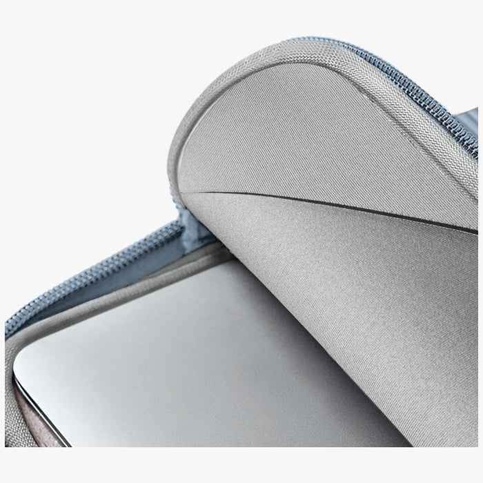 Uniq Cyprus Ridge Edition Laptop Sleeve bag for a 14&quot; water-resistant neoprene laptop - blue