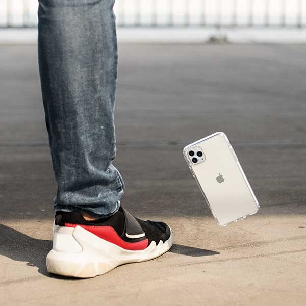 Uniq LifePro Tinsel case for iPhone 11 Pro - black