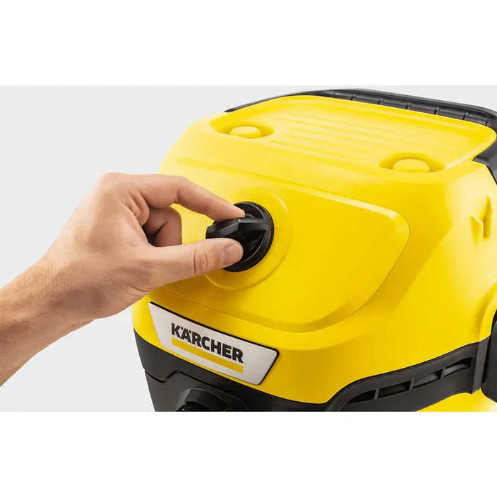 VACUUM CLEANER KARCHER WD 3 SV CAR - Прахосмукачки за сухо и мокро<<<Инструменти и железария<<<Praktiker