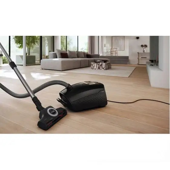 Vacuum cleaner MIELE Guard L1 Cat & Dog Obsidian Black (12559790) - Прахосмукачки с торбички<<<Прахосмукачки<<<Малки
