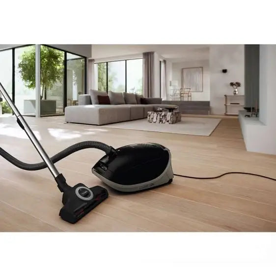 Vacuum cleaner MIELE Guard M1 Cat & Dog Obsidian Black (12562270) - Прахосмукачки с торбички<<<Прахосмукачки<<<Малки