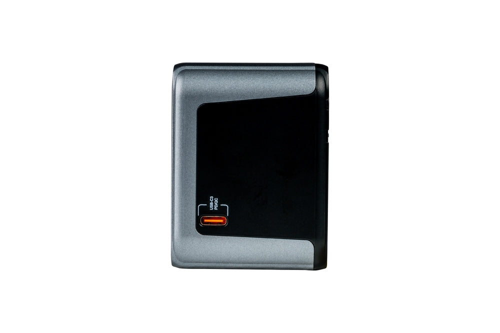 Verbatim UTA-03 Universal Travel Adapter with 1 x USB-C PD 30W & QC 3.0 / 2 x USB-C / 2 x USB-A