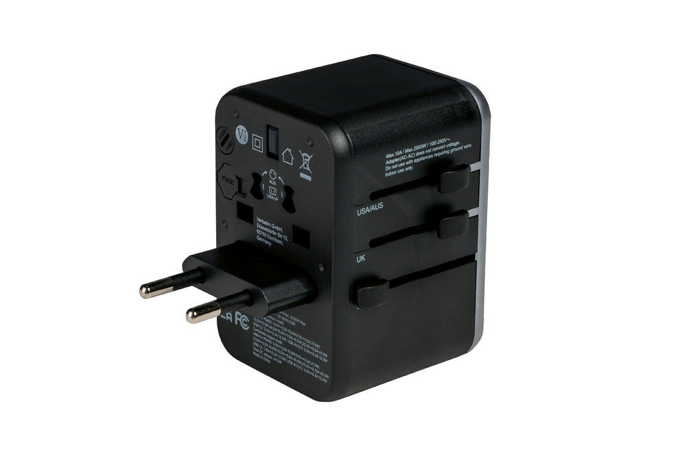 Verbatim UTA-04 Universal Travel Adapter with 1 x USB-C PD 61W & QC 3.0 / 1 x USB-C / 3 x USB-A